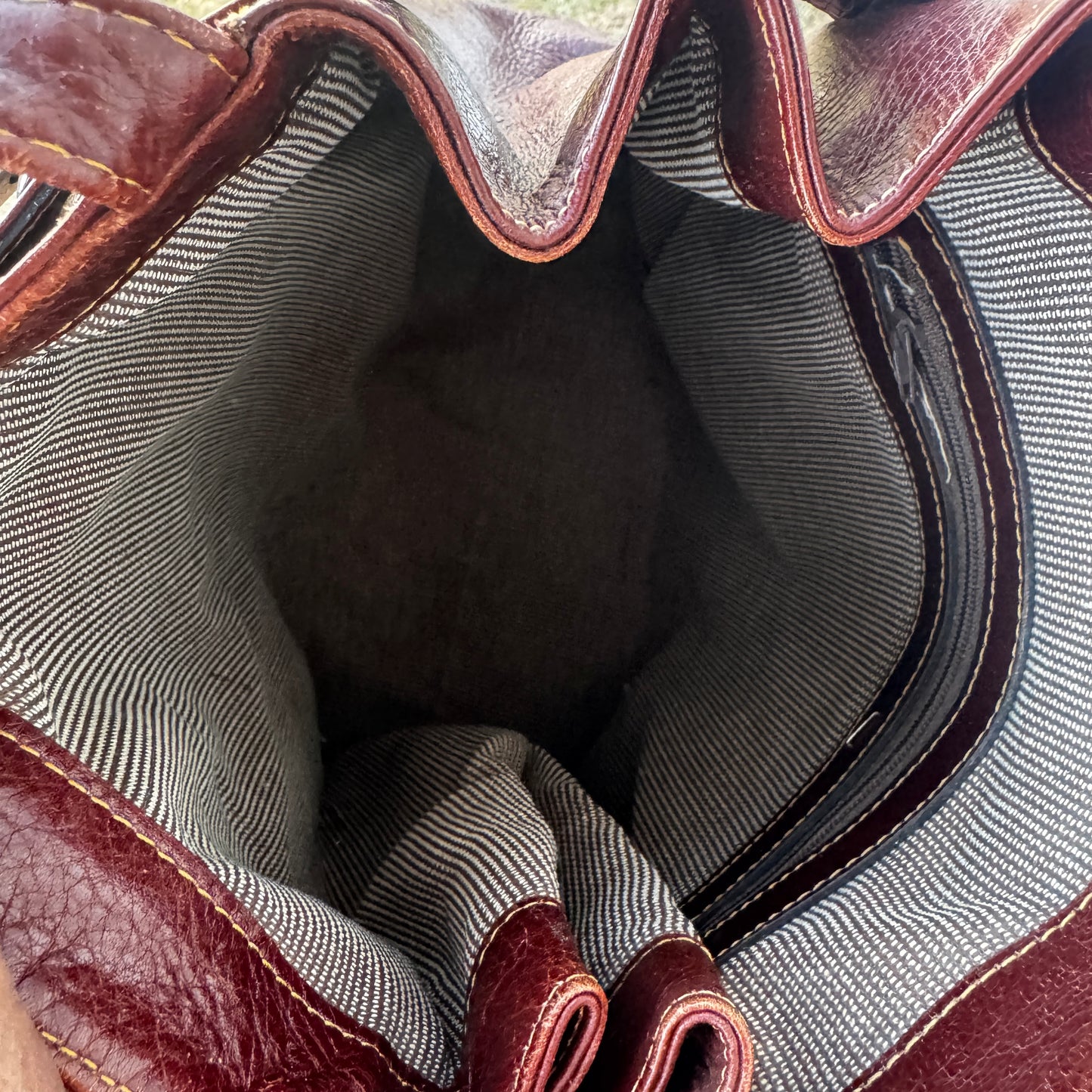 Vintage Mahogany Genuine Leather Shoulder Crossbody Women’s Bag Structured Tote Buckle Detail Timeless