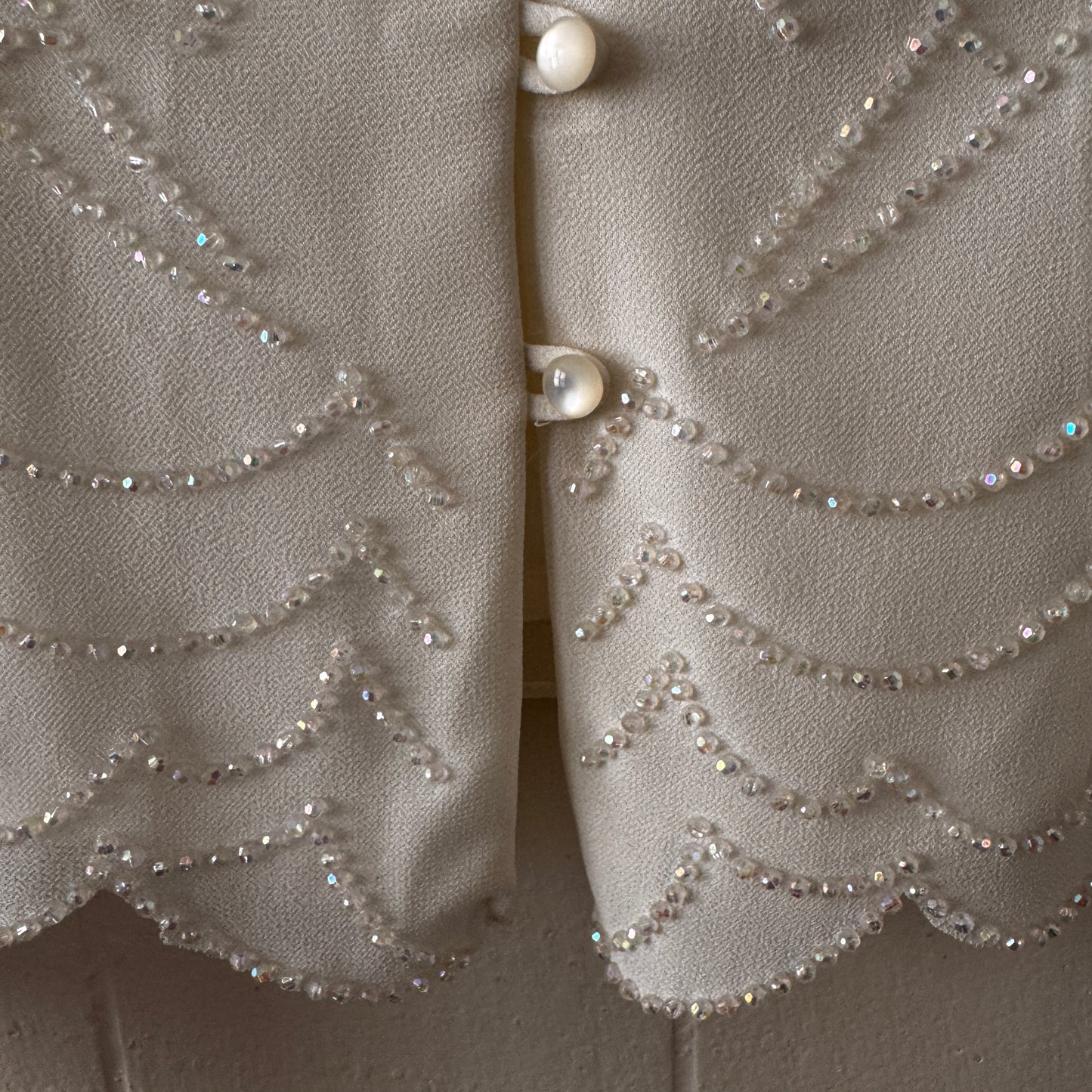 Vintage J.R. Nites by Caliendo Embellished White Women’s Blouse Top Medium Old Hollywood Style