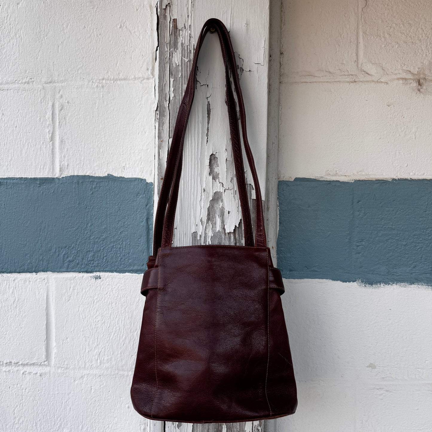 Vintage Mahogany Genuine Leather Shoulder Crossbody Women’s Bag Structured Tote Buckle Detail Timeless