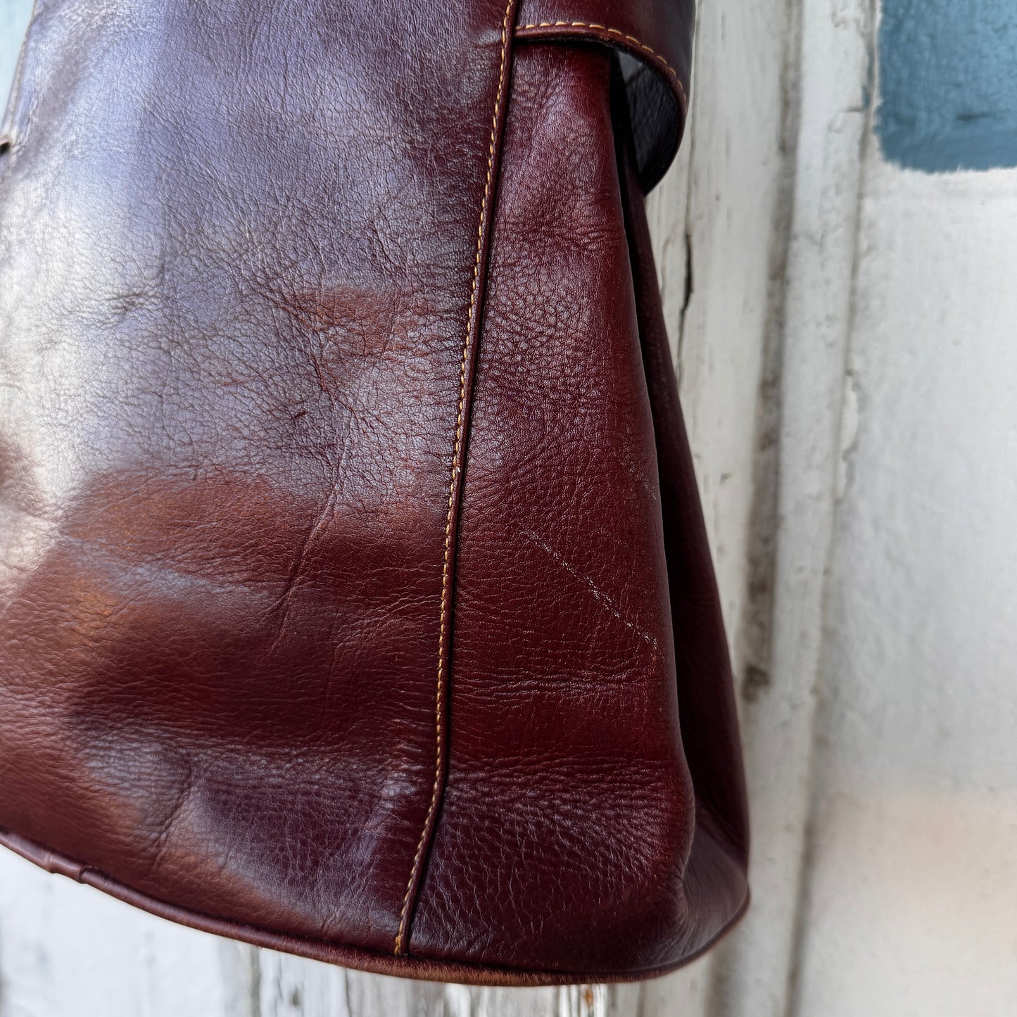 Vintage Mahogany Genuine Leather Shoulder Crossbody Women’s Bag Structured Tote Buckle Detail Timeless